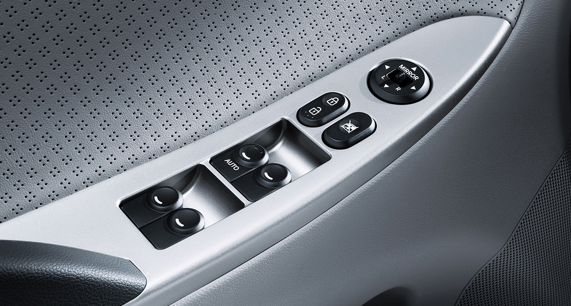 أزرار جهاز تحكم مسند ذراع الباب الأمامي الداخلي