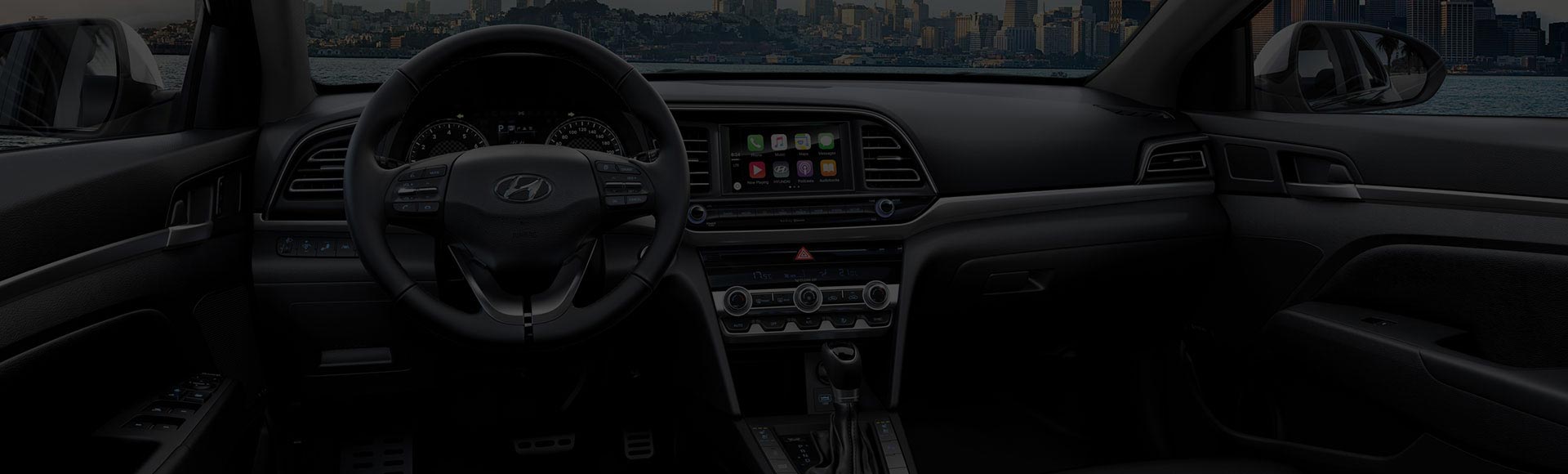 الميزات الداخلية