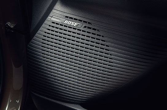 Bose® نظام صوت ممتاز