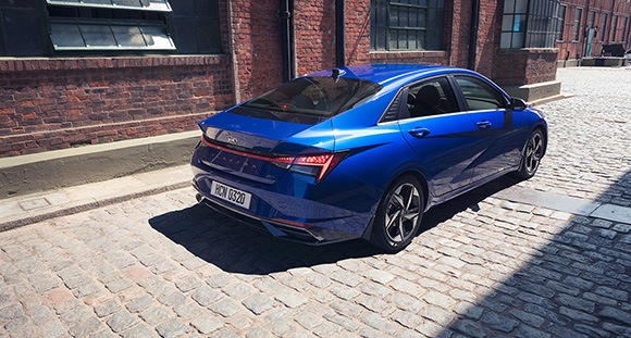 Elantra H-Tail Lamp