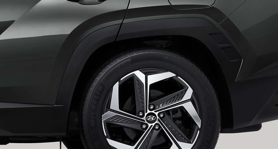 Tucson Angulated wheel arches